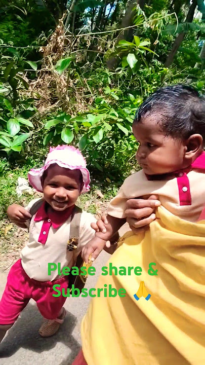 nangalum ready ayi vanthuttom🤩🤩 #merlinsha #jerlinsha #cutebaby #sisters #anganwadi #shortsfeed