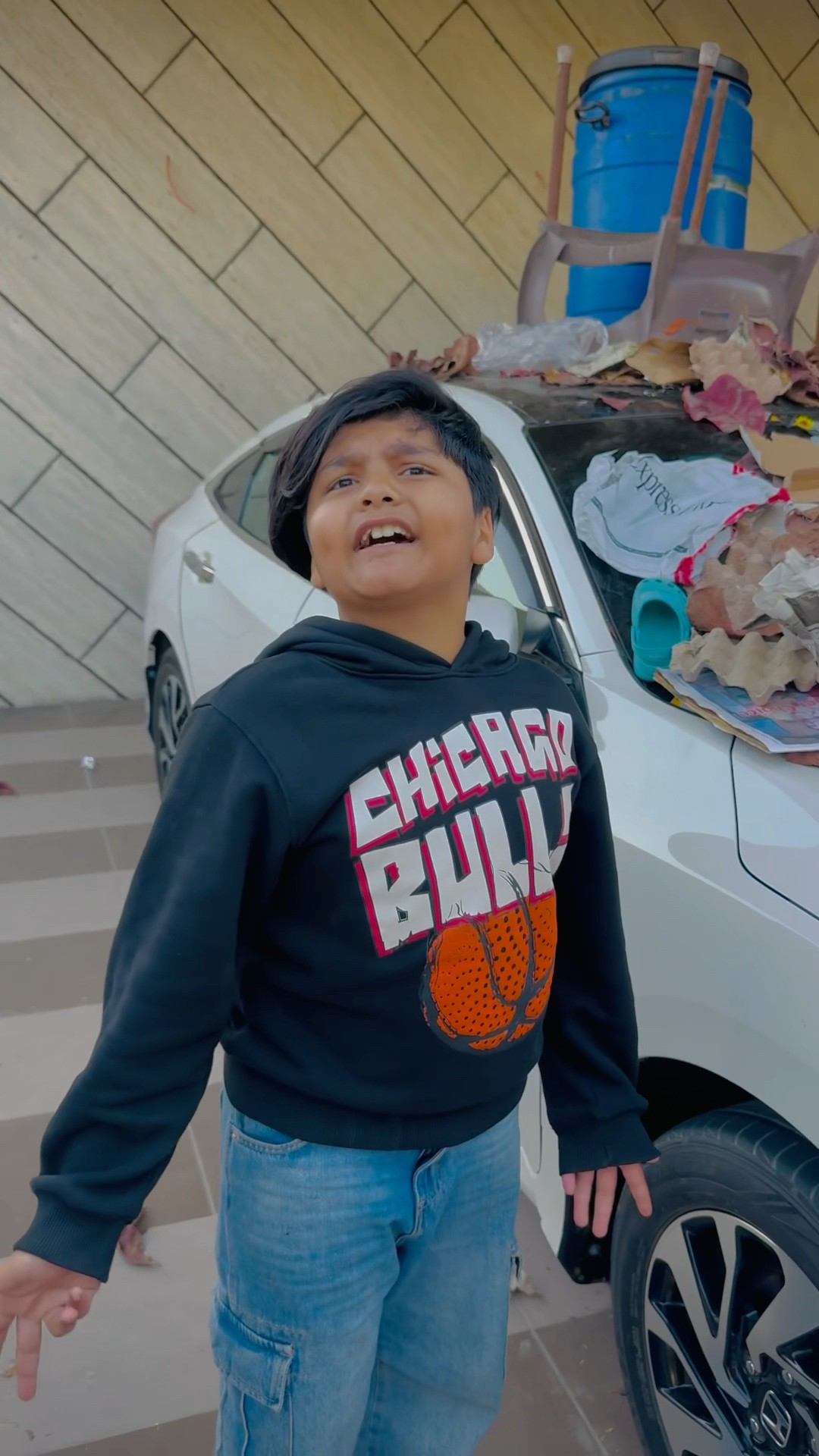 Ali ny pori car ko kachry sy bhar deya ? || #viralvideo #funny #trending