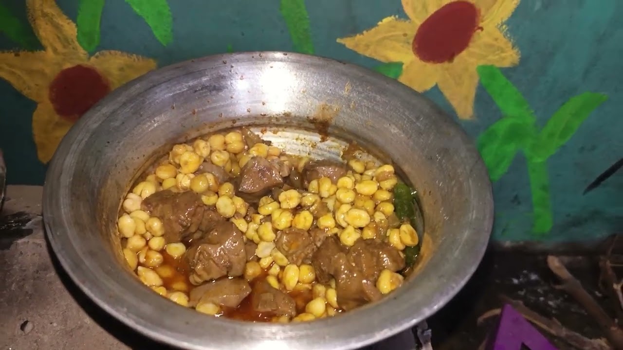 আজকে রান্না করলাম বুটের ডাল দিয়ে মুরগির কলিজা গিলা আর ভাত।