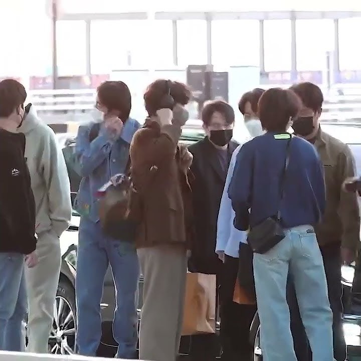 BTS On Airport For Las Vegas..Army's Screaming😳#shorts