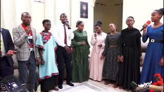 Heri Kung'ang'ania Msalaba || Good Singing