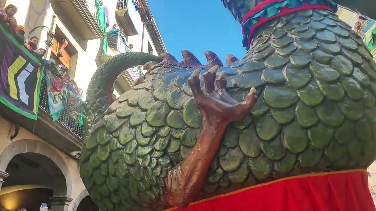 EL BALL DE LA DRACA ( DIUMENGE de CARNAVAL - SOLSONA 26 ).