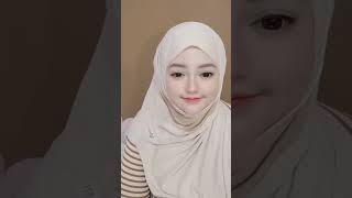 Cantik..manis..sholehot...boneka Cantik