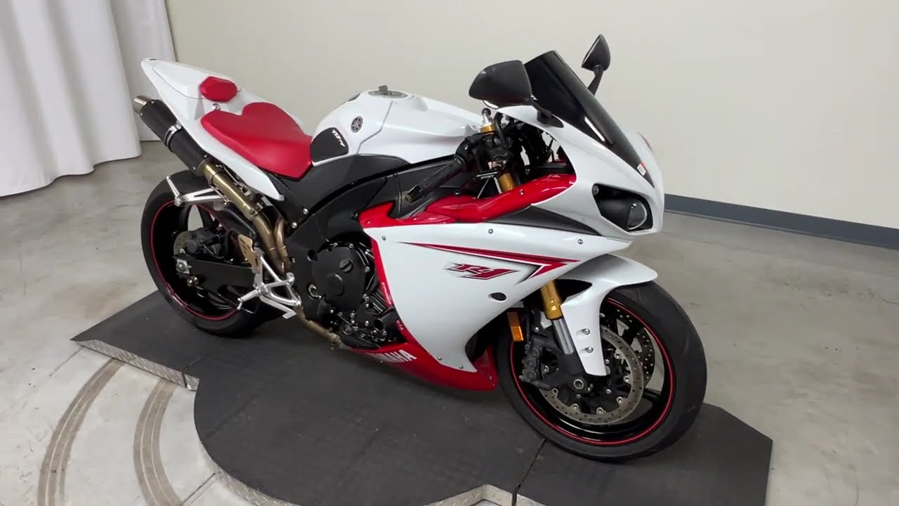 Used 2009 Yamaha YZF-R1 Motorcycle for sale near Akron, OH.
