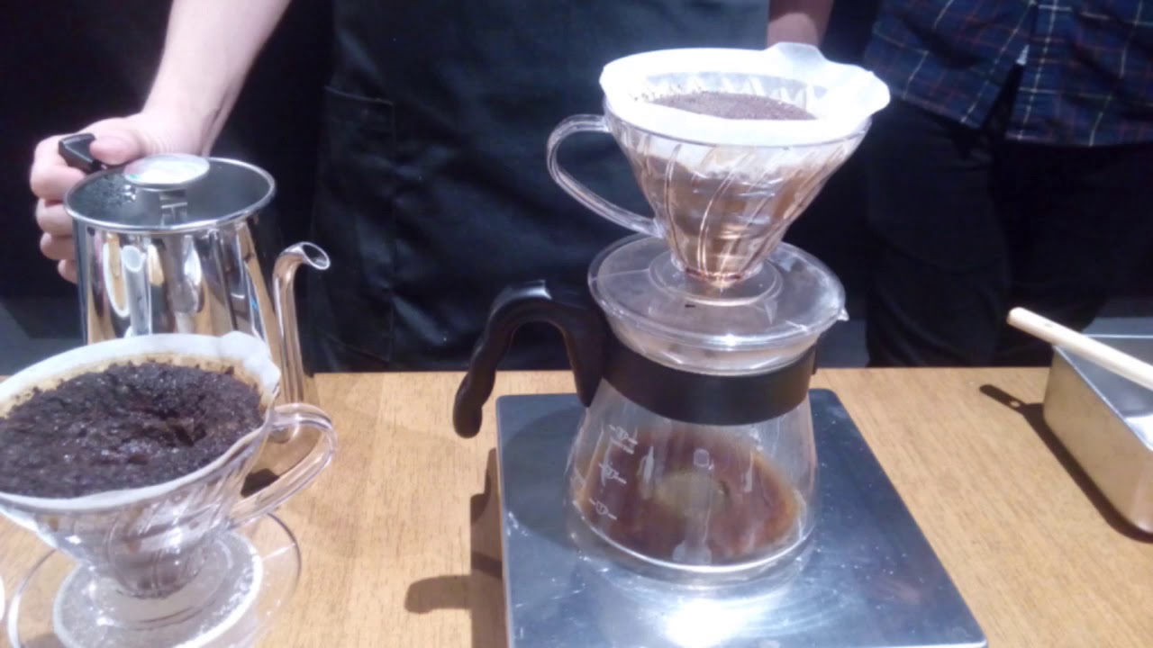 Hand dripped coffee brewing @ Hoshino Coffee Malaysia - YouTube