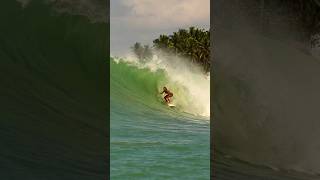 Pure TUNNEL VISION 👀 #surf #surfing