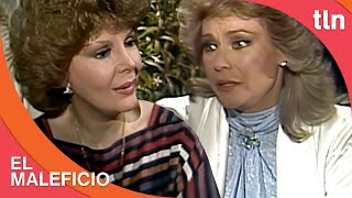 Nora acepta que sigue amando a Enrique | El Maleficio | Capítulo 90