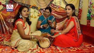 Hindi dehati ladies gari vivah galiya geet sung by mithlesh,geeta,
munni devi,tradional gariya,recorded,camera,directed sukhdev lukky