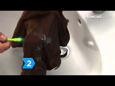 Video: How to Remove Super Glue from Clothes: 14 Steps