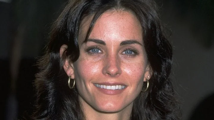 Courteney Cox's Transformation Is Seriously Turnin...