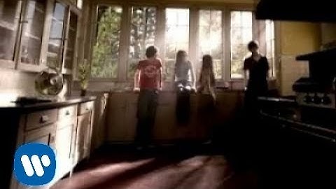 Lillix - Tomorrow (Video)