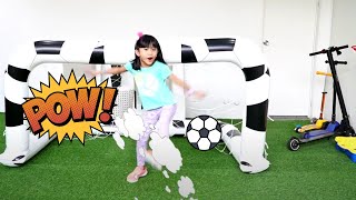 RACHEL WITH DAD LEARN HOW TO HAVE FUN AND PLAY DIFFERENT GAMES | RACHEL WONDERLAND