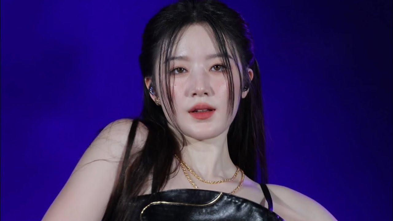 240413 Taiwan  GoldenWave (G)I-DLE (여자)아이들 슈화 Shuhua 퀸카 〈Queencard〉직캠