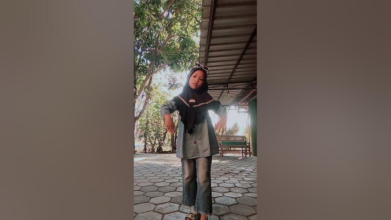 #dj #cover l #remix p #music #cute #djremix #funny #djminangfullbass #dance 🥳