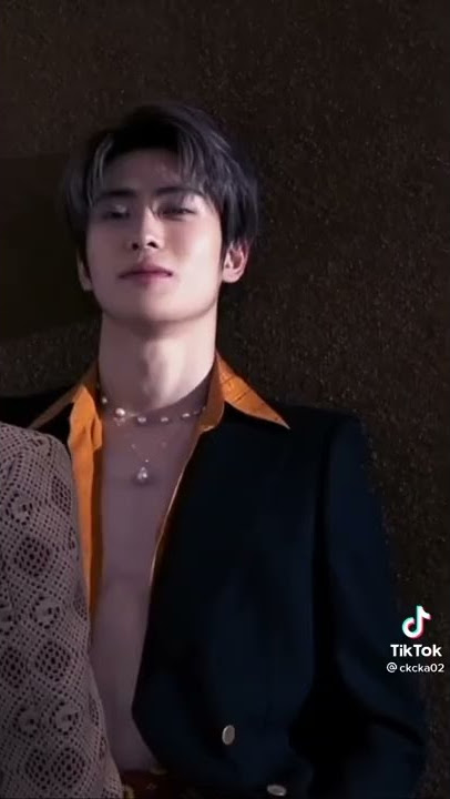 pov: Kamu Lagi mandi dan Lupa nutup pintu,dan suami mu tiba'pulang #nct #pov #jaehyun #shortbeta