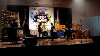 Set Fire to the Rain mashup Revolusi - Typcl (LIVE