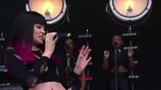 Jessie J - Price Tag - Live @ The Isle of Wight Festival 2012