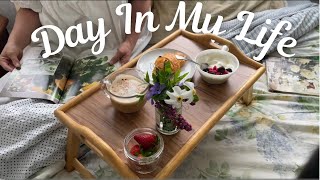 Romanticizing Life | Breakfast In Bed | A Homemaker’s Day Off