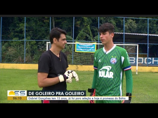 Goleiro experiente e jovem promessa do futebol, conheça a Rússia