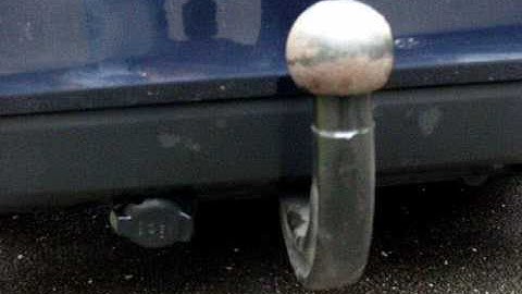 Audi A6 tow bar demo for eBay.wmv