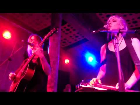 Larkin Poe