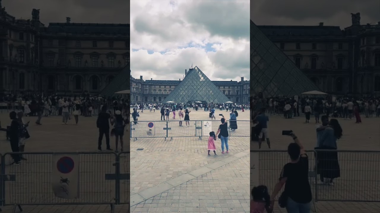 Secret entrance to the Louvre