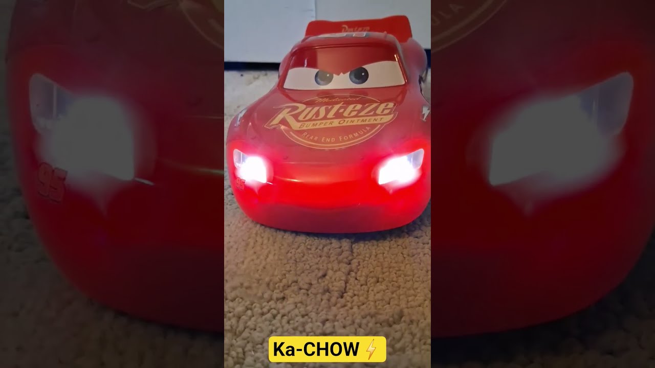 I Turn This Toy On And It Lights Up Even Race With Car Kachow 