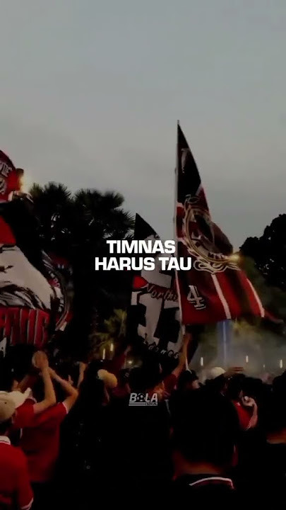 Anggur merah intisari jangan kalah lawan australi !! Chant supporter timnas indonesia