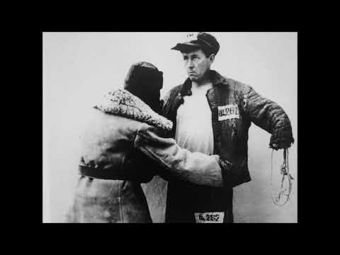 Воспоминания о Бутырской тюрьме. Александр Исаевич Солженицын. Стихотворение. Читает автор.