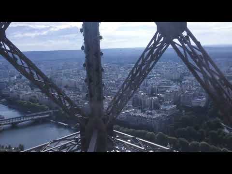 Eiffel Tower Elevator Ride||Eiffel Tower Lift to Top||View from moving ...