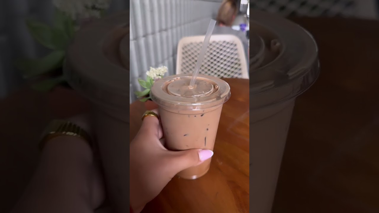 Chic fall dress, versatile & stylish 