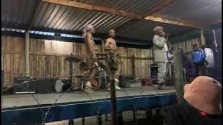 Performance by Ramozara