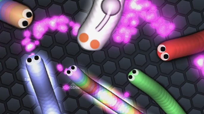 NO WAY (211k kill!) I also got an 80k kill in the same server : r/Slitherio