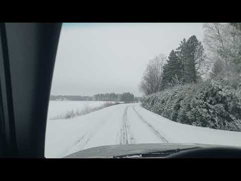 Video: Poimiiko ja vetääkö noutoautoja?