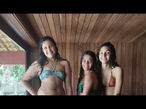 Na sauna do clube com as meninas banho de piscina com sucesso com as amigas #divertido