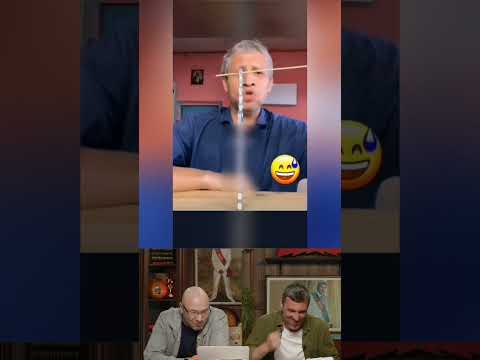 НЕ СМЕЙСЯ! Мы ЧУТЬ не захлебнулись от смеха 🤣💦 Баженов vs Генич | #НельзяСмеяться #СмехСВодой #Юмор