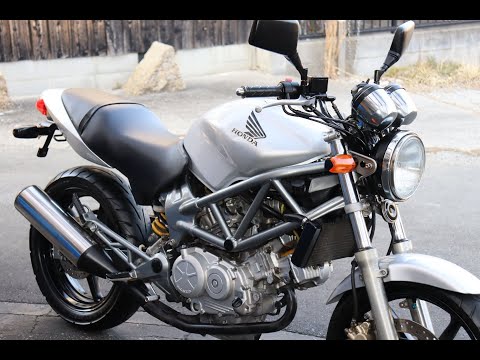 ☆VTR250☆快調！セル一発☆外装良好キレイ☆キャブ車の後期型☆ - YouTube