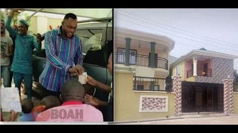 Odunlade Adekola Sprays Money As They Sing Happy Birthday To Him At His N150Million New Mansion