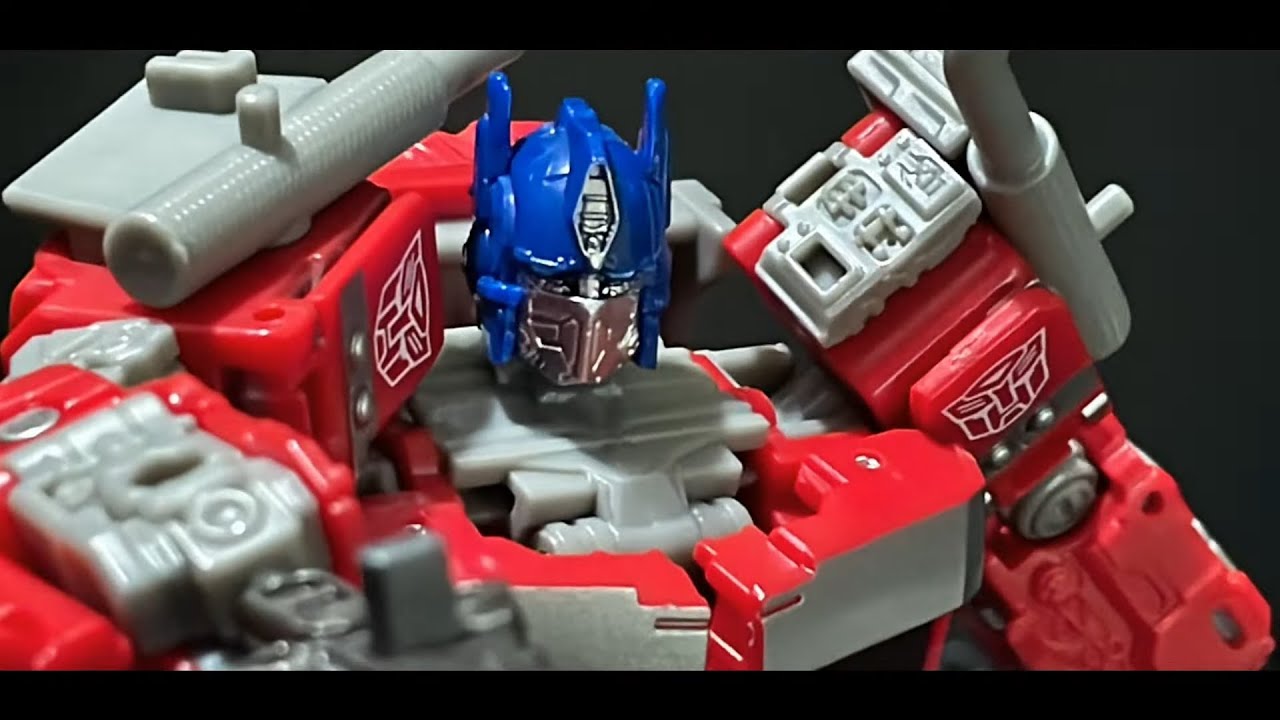 Transformers-Stop Motion-[Optimus Prime vs Scourge Epic Final Battle]