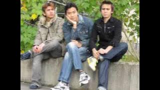 Crossbottom 'Sepenggal kisah lalu'   'Lelaki muda'