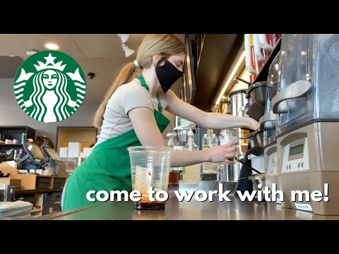 come to work with me at starbucks + GIVEAWAY (closed) // what its like to be a shift leader