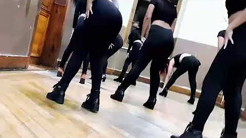 GOD IS WOMAN X DANGEROUS WOMAN - COREOGRAPHY FOR L...