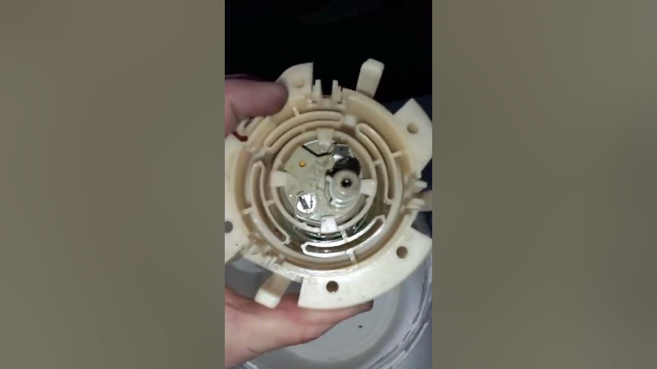Как снять насос опель вектра Замена сеточки бензонасоса! Opel Vectra B, 1,6 л, 1998 года своими руками DRIV