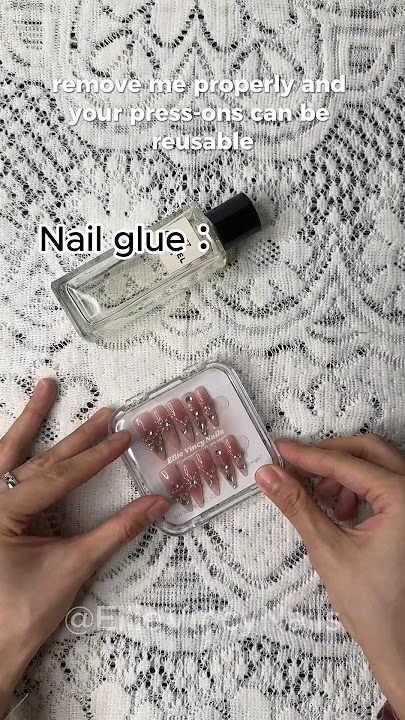 If sticky tabs and nail glue can talk:🧐#nails #summernails #naildesigns #ellievincynails