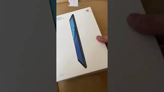 Uncle Unboxes Huawei Mediapad T5