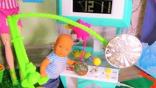 КАТЯ И МАКС ВЕСЕЛАЯ СЕМЕЙКА МАКС ХВАТАЙКУ ОБМАНУЛ И ПРИЗЫ ВСЕ УТЯНУЛ КАТЯ И МАКС ВЕСЕЛАЯ СЕМЕЙКА МАКС ХВАТАЙКУ ОБМАНУЛ И ПРИЗЫ ВСЕ УТЯНУЛ