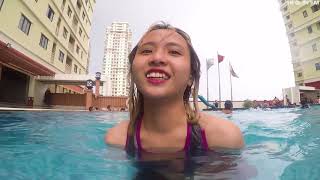 Nabee & Umi Tham Quan Hồ Bơi Tại