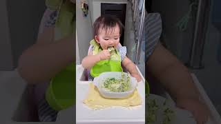 自从会自己吃饭后，天天跟体重秤过不去！