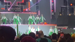 [ Fancam ] Mỹ Tâm - Đâu Chỉ Riêng Em Countdown Herbalife chào 2024 tại Hồ Gươm Hà Nội