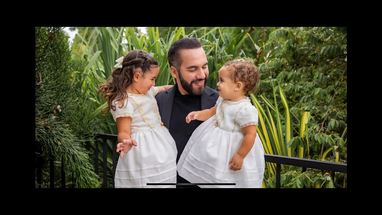 LUZ DEL SALVADOR, ESCRITA POR JOSE DOLORES RIVERA.